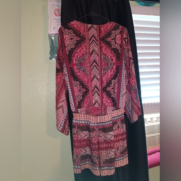 Angie Romper. - Picture 2 of 5